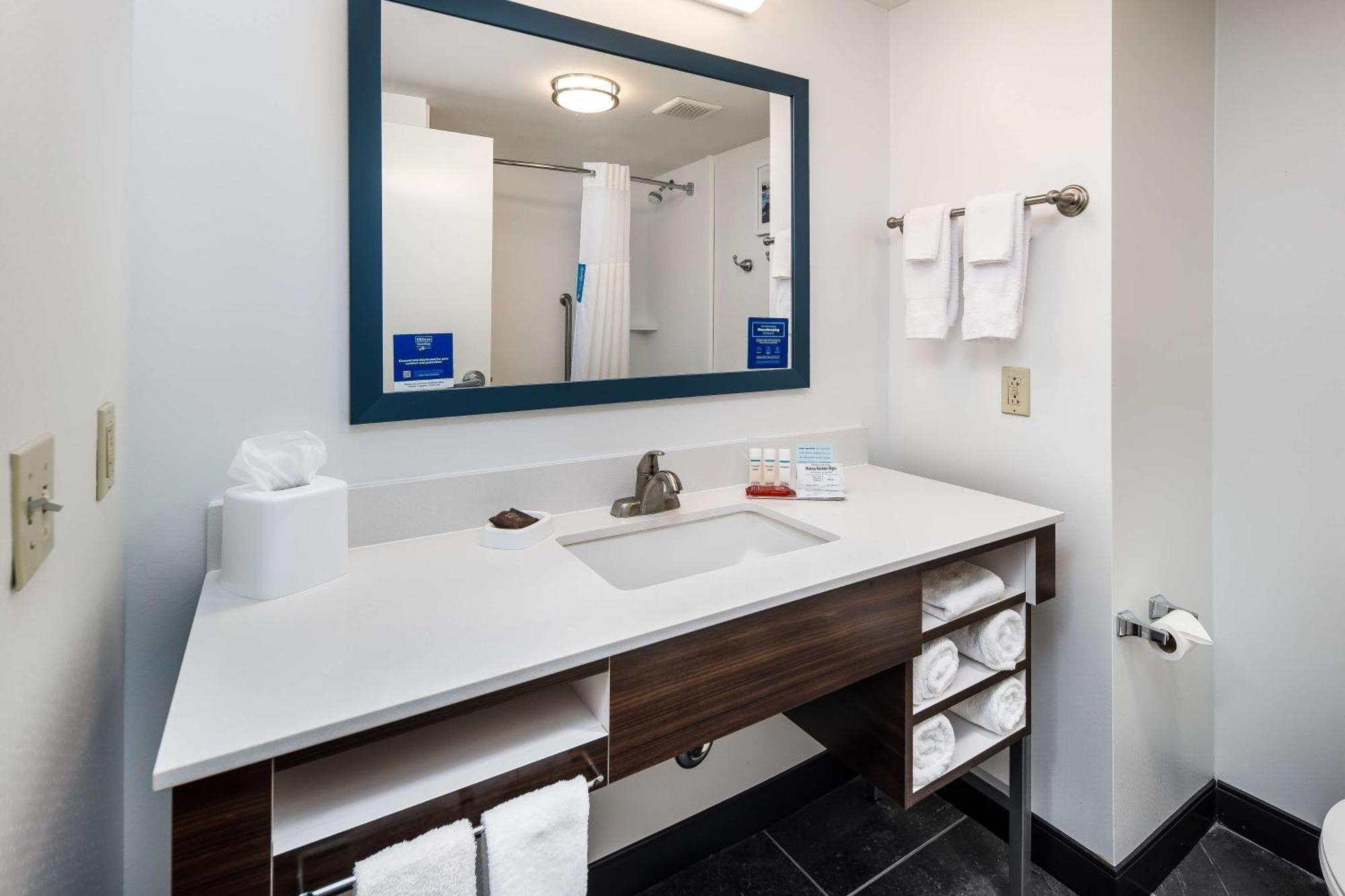 Hampton Inn & Suites Navarre Εξωτερικό φωτογραφία