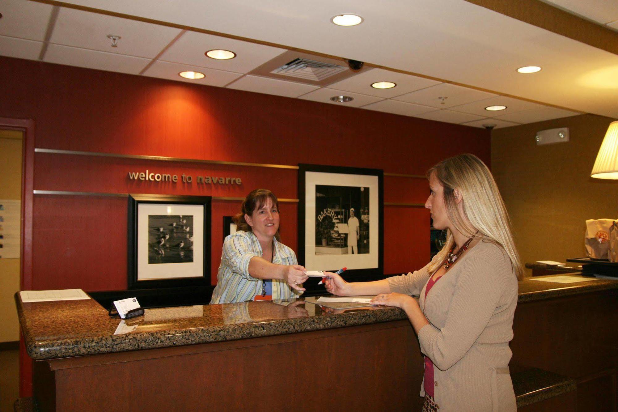 Hampton Inn & Suites Navarre Εξωτερικό φωτογραφία