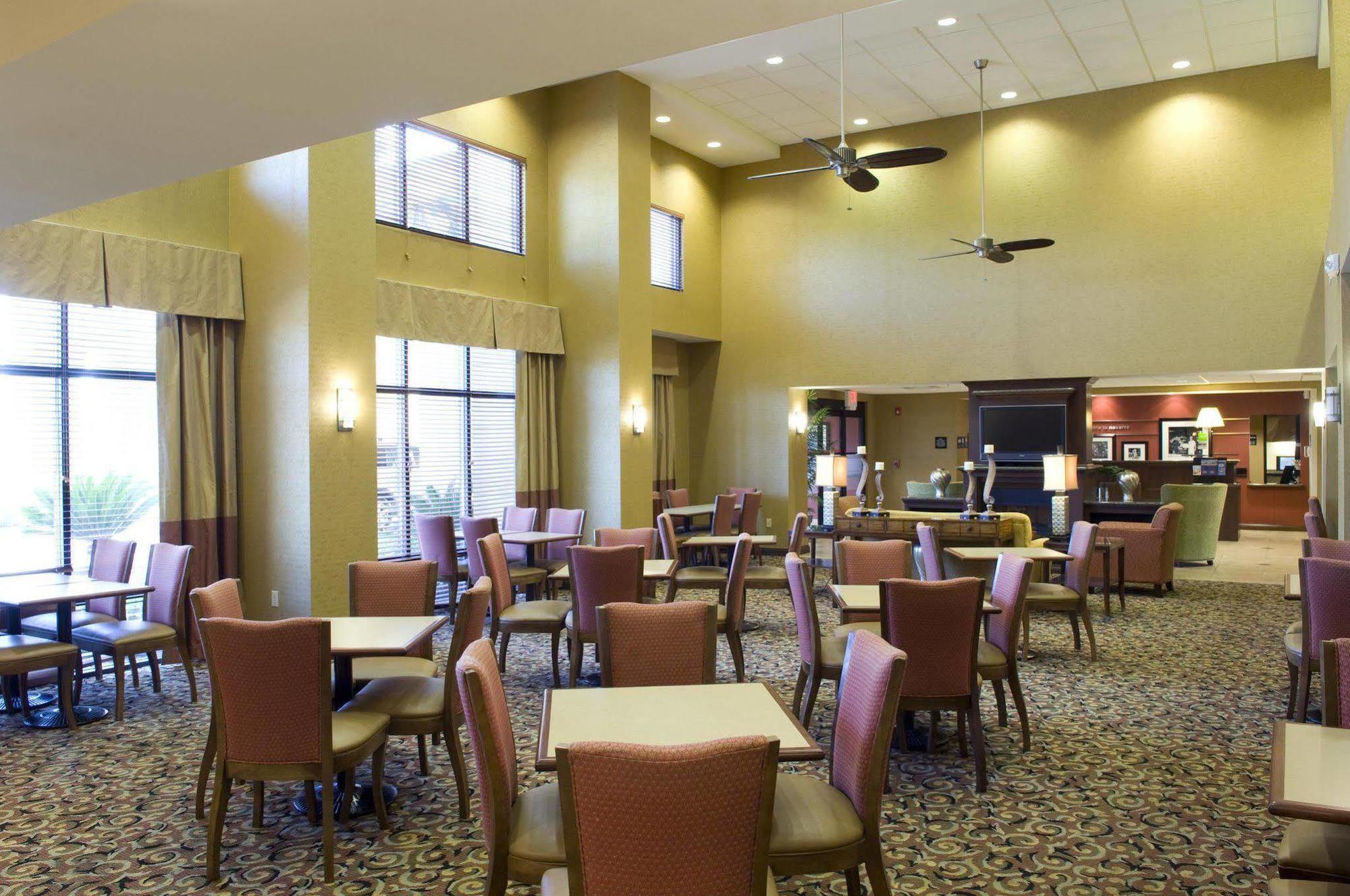 Hampton Inn & Suites Navarre Εξωτερικό φωτογραφία