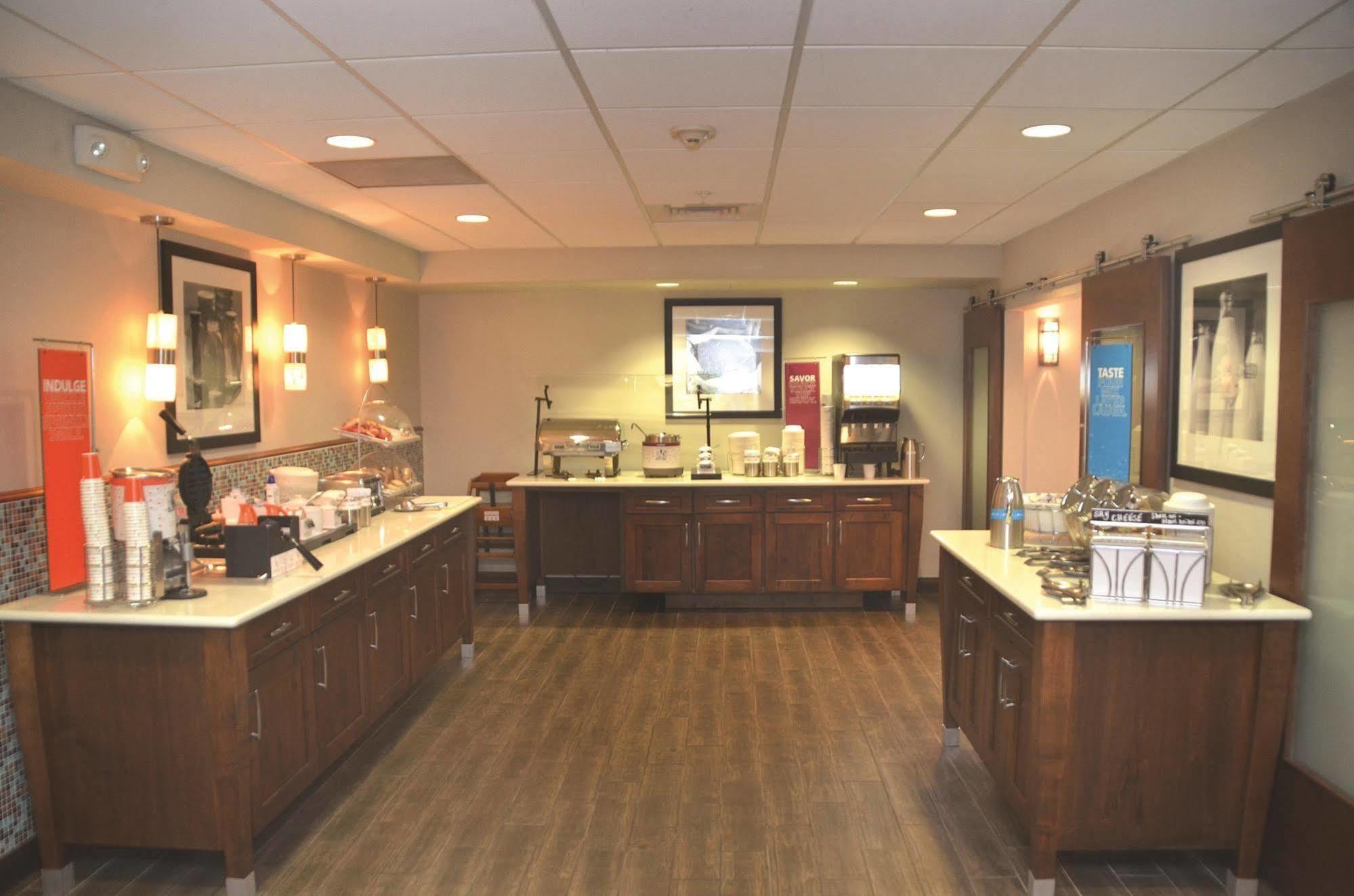 Hampton Inn & Suites Navarre Εξωτερικό φωτογραφία
